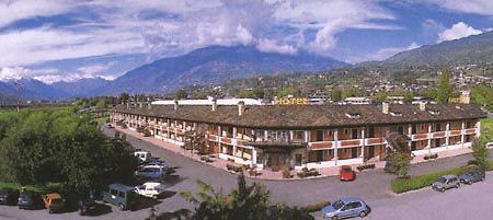 Hotel Alp Aosta Exteriér fotografie